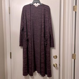Long cardigan sweater worn less than 3 times. Smoke free